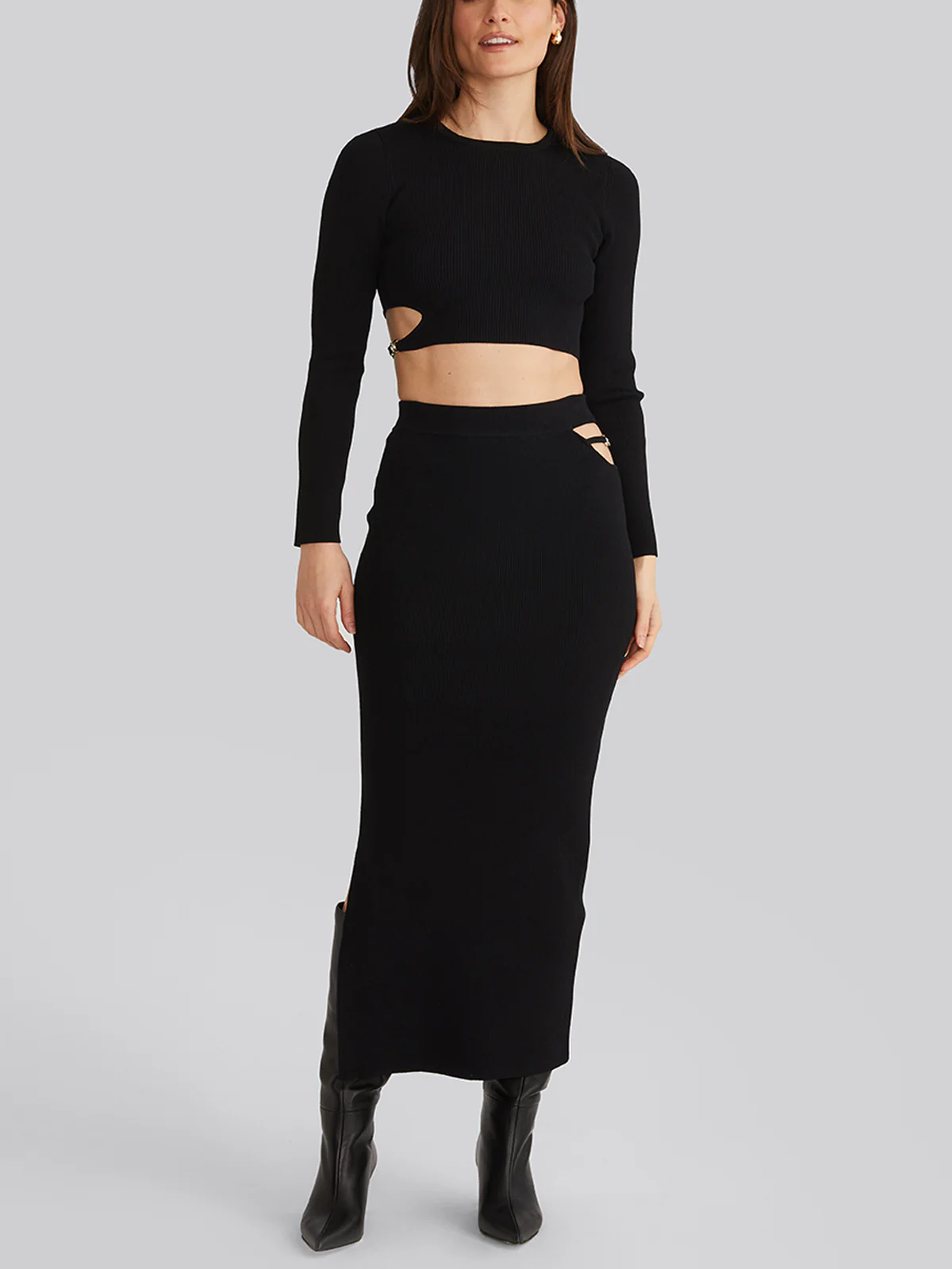 Alexia: Cropped Buckle Cutout Top - Image 4