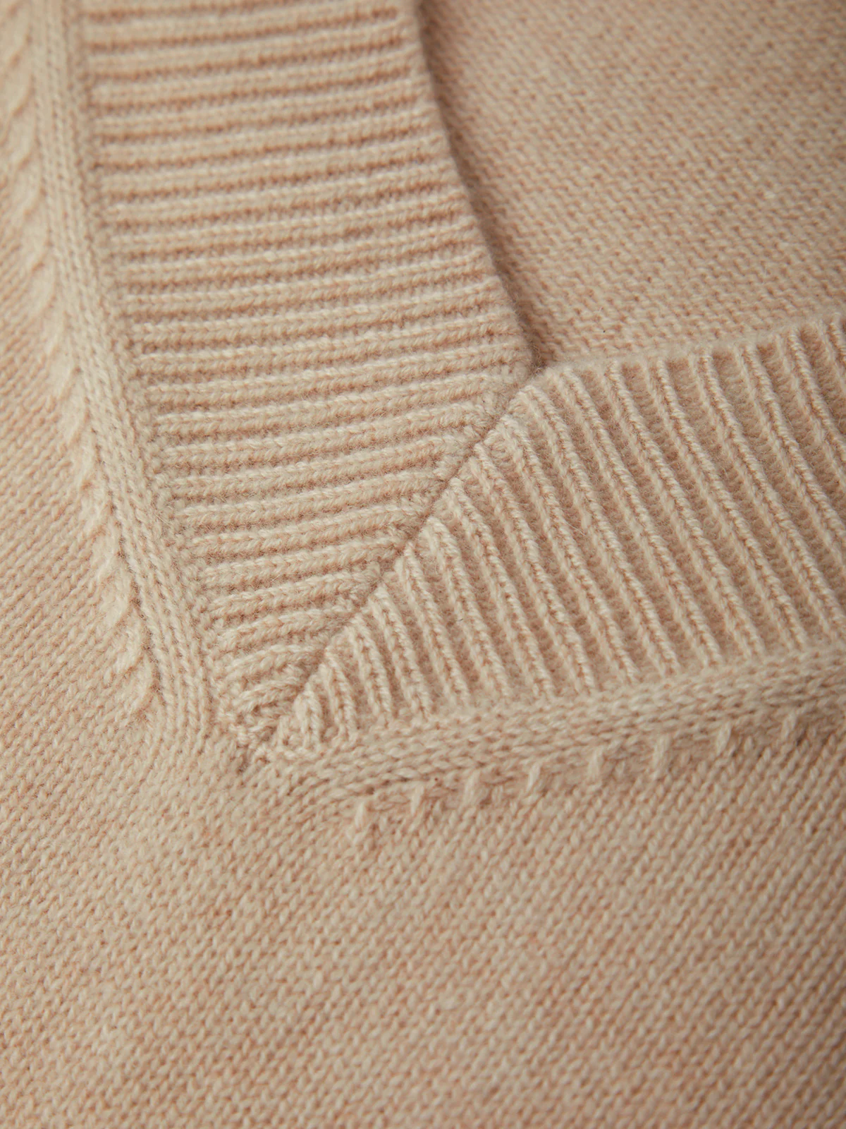 Alina: Cashmere Blend V-Neck Sweater - Image 5