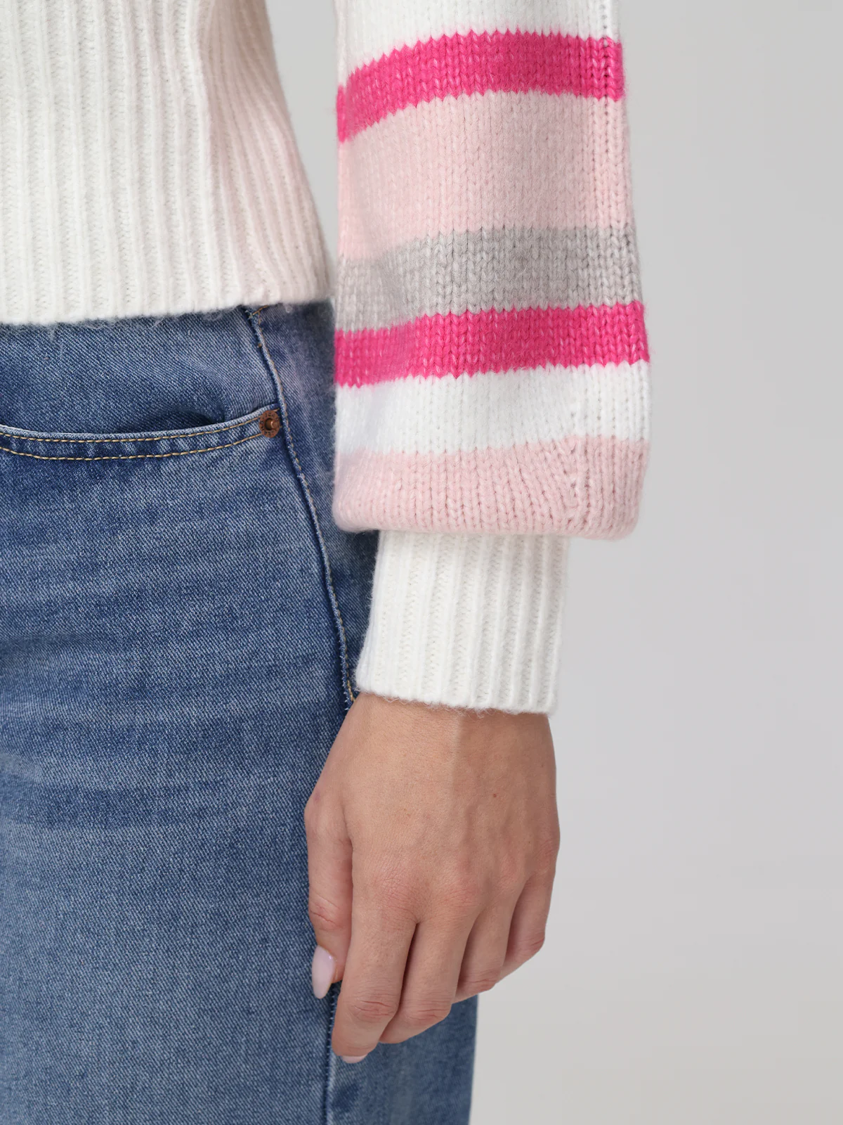 Georgia: Stripe Raglan Sweater - Image 5