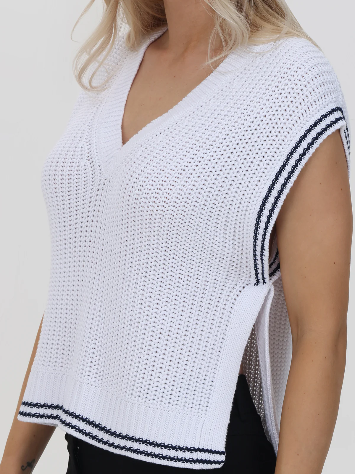 Lizzie: Cotton Cable Varsity Vest - Image 5