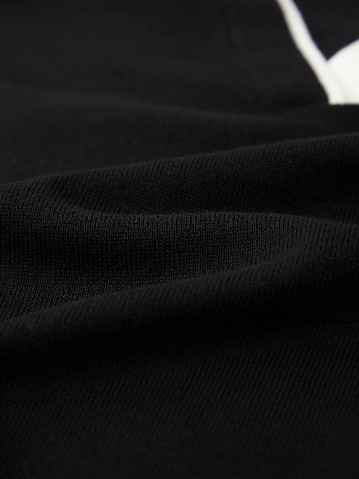 Maddi: V-Neck Double Collar Cotton Pullover - Image 5