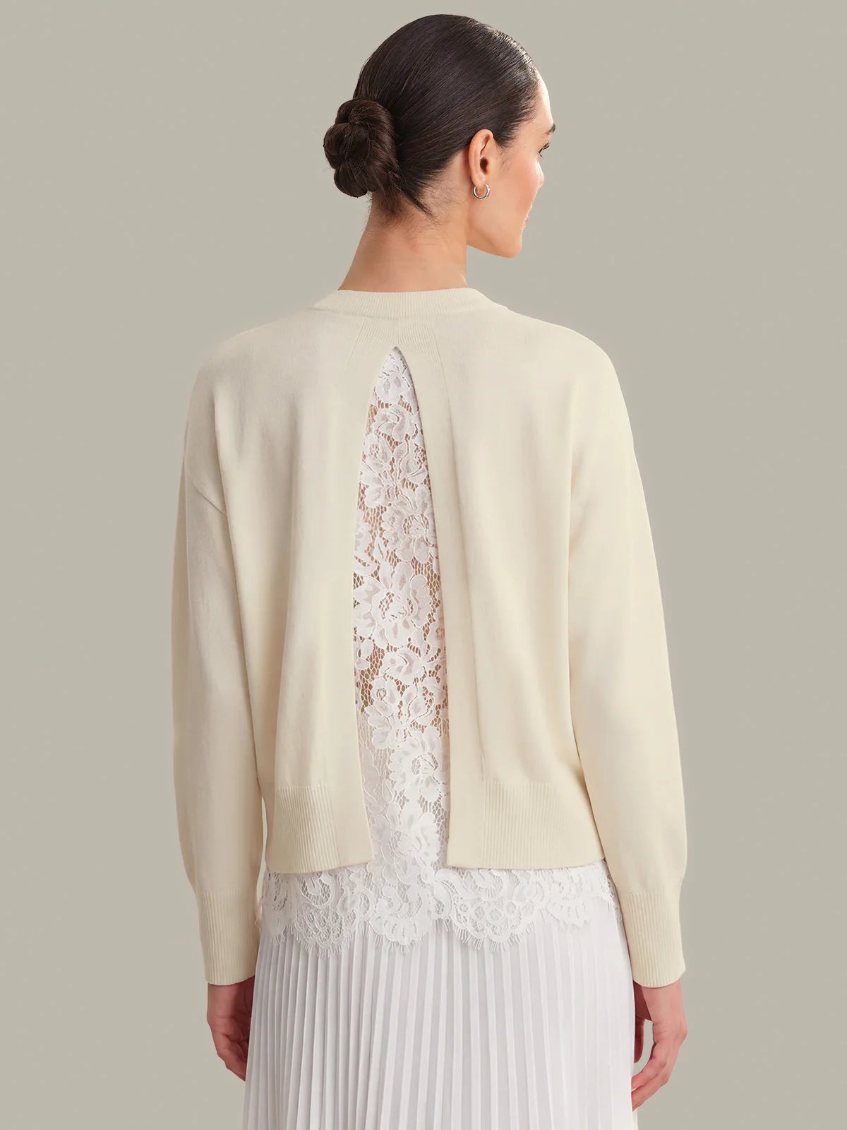 Neve: Lace Detail Cashmere Blend Open Back Pullover - Image 3